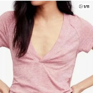 We The Free | Free People Clementine V-neck tee in berry Short Sleeve